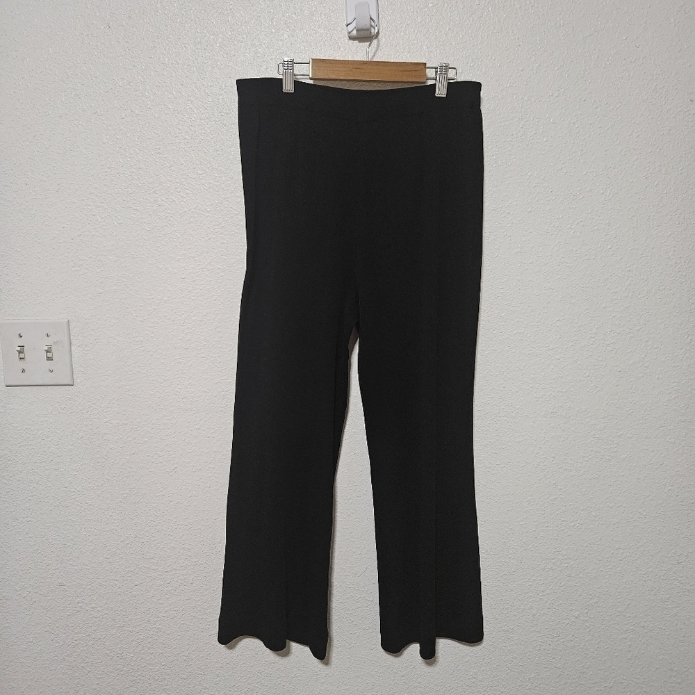 Exclusively Misook Knit pants size medium